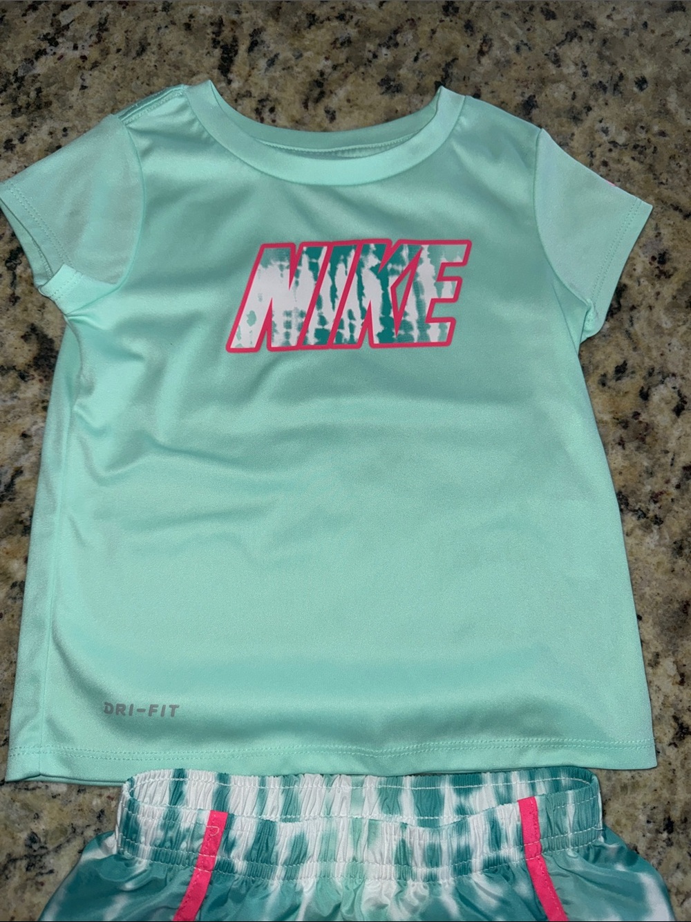 Nike Teal & Pink Dri-FIT Girls' Set - Tee & Tie-Dye Shorts - Picture 2 of 10